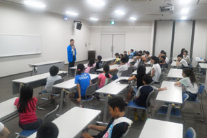 まずは租税教育から