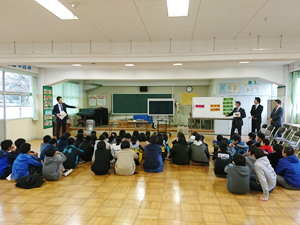 中尾小学校にて租税教室を行いました