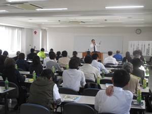 決算法人説明会