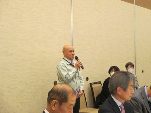 チャリティバザー＆マルシェ収益金寄付贈呈式3